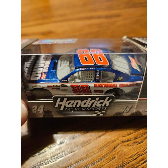2012 Impala #88 Dale Earnhardt  Jr. NATIONAL GUARD  1/64 Diecast C882866NGEJ - Picture 3 of 5